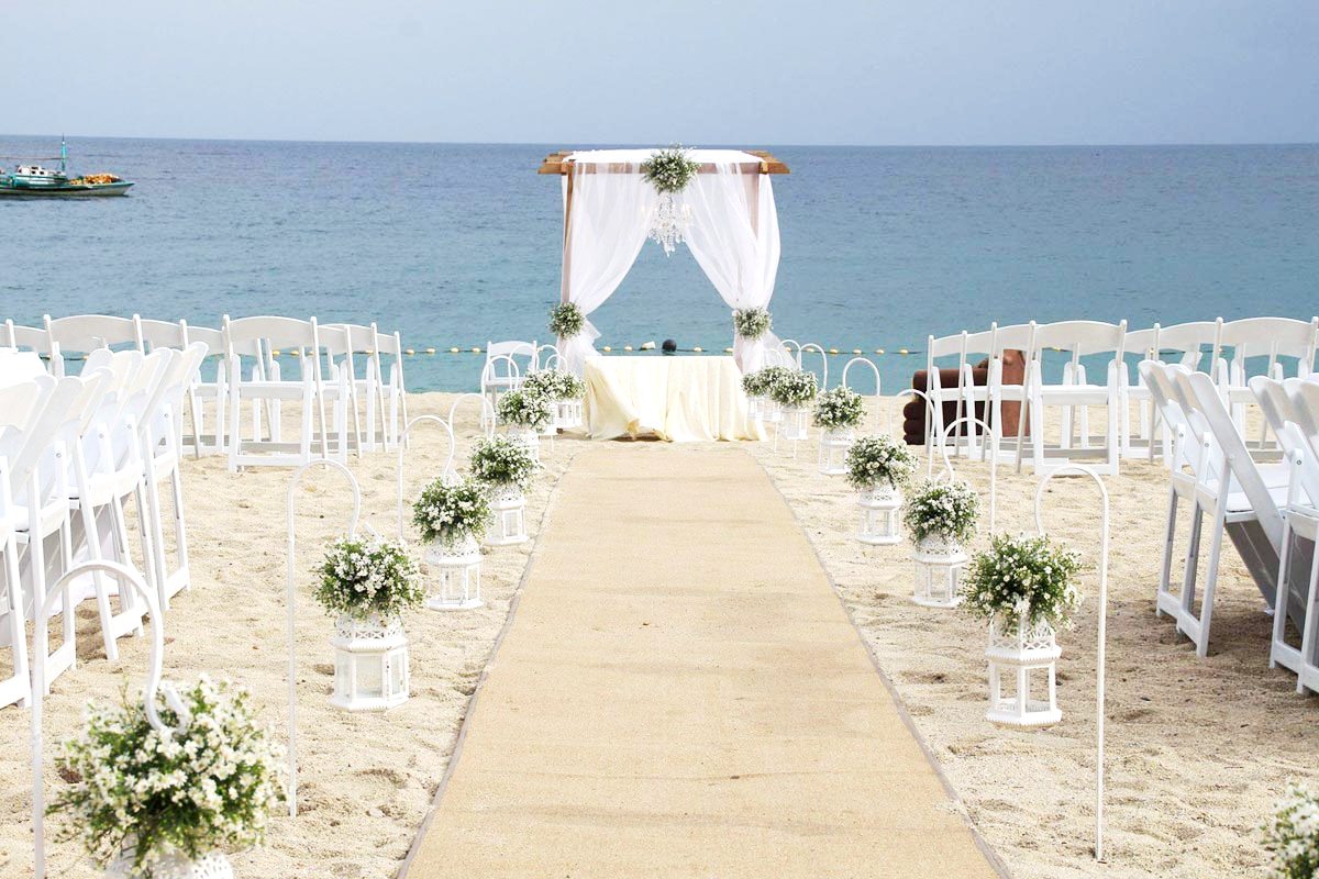 Romantic Beachside: Acuatico