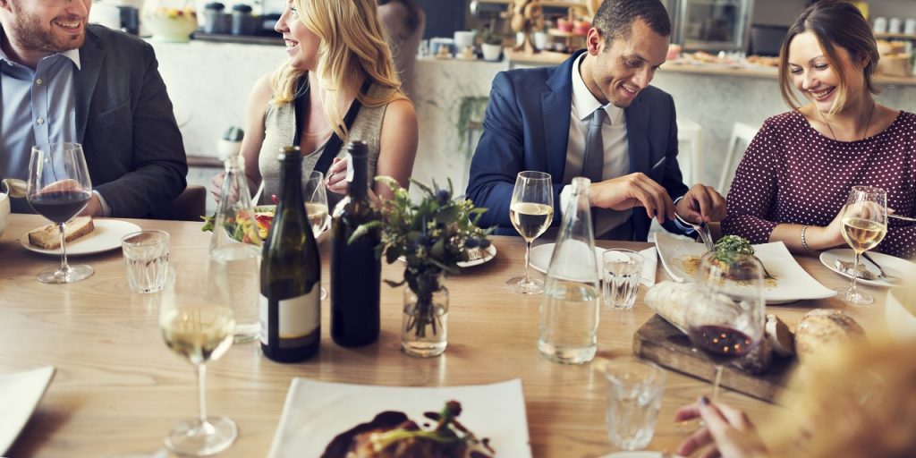 3 BEST MAIN COURSES TO SERVE FOR THE NEXT CORPORATE LUNCH