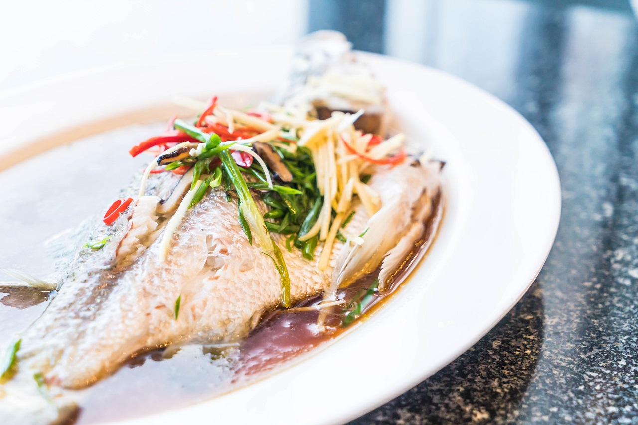 Steamed fish in soy sauce